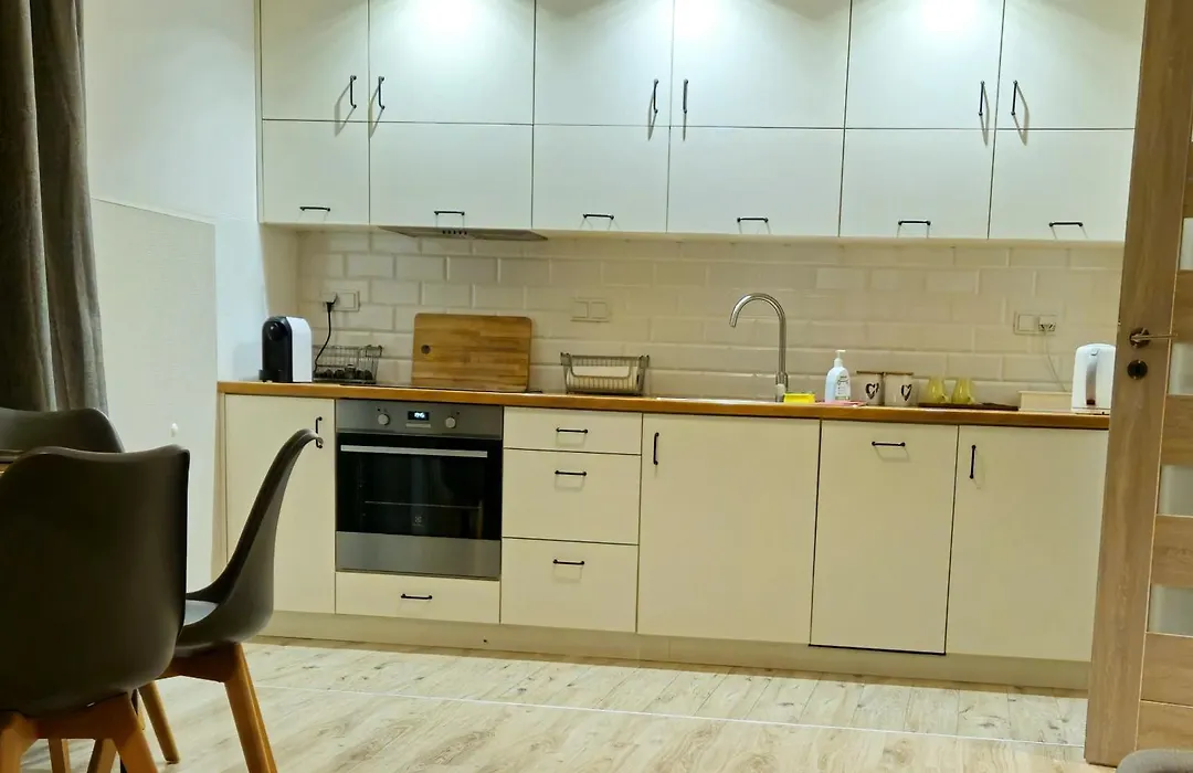 Apartament Czerwone Maki-1