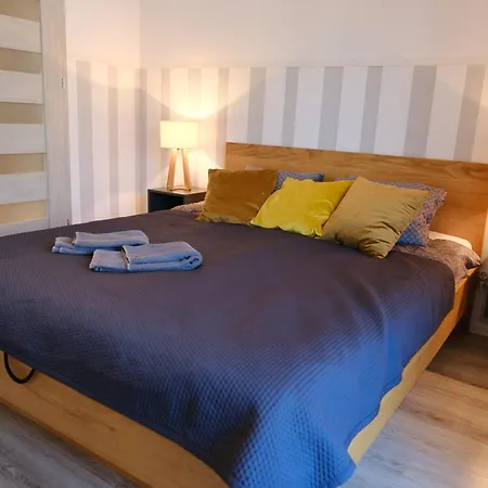 Apartament Czerwone Maki-3